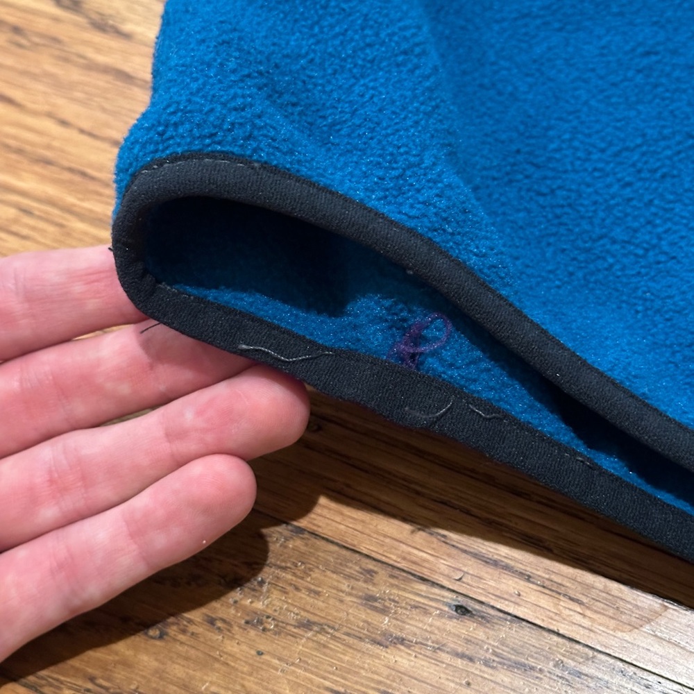 Patagonia Men's Vibrant Purple and Blue Crewneck Sweater - Picture 5 of 5
